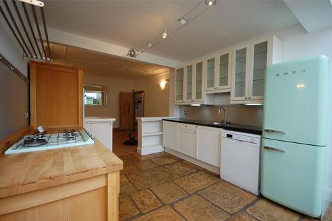 31 Windermere Avenue, London, N3 3QX