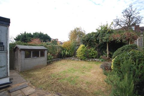 31 Windermere Avenue, London, N3 3QX