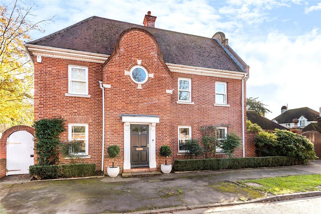 Cardigan Street, Newmarket, Suffolk, CB8 5 bed detached house £795,000