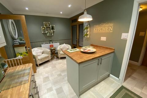 16 Pontrhondda Road, Tonypandy, CF40 2SZ