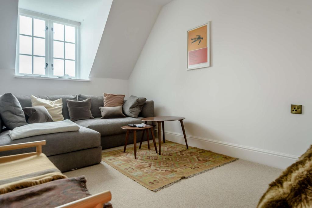 Study/Bedroom 4