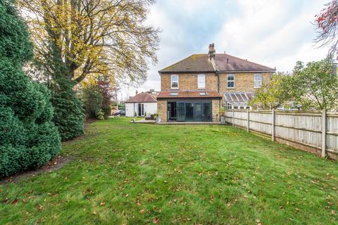 33 Onslow Gardens, Wallington, SM6 9QL
