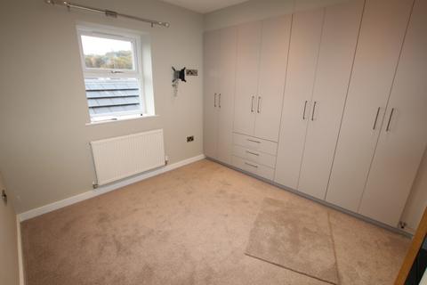 1 bedroom flat to rent, Wakefield Road, Denby Dale