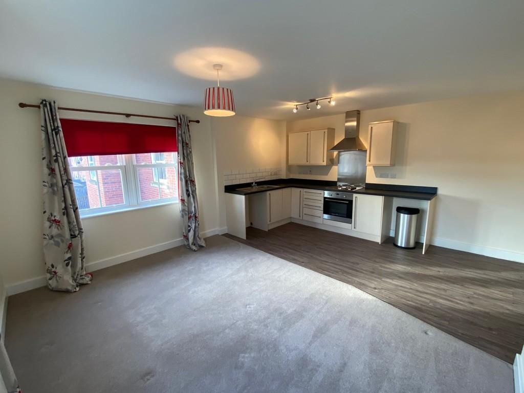 Sutton Bridge, Shrewsbury... 2 bed apartment £635 pcm (£147 pw)