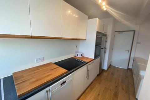 3 bedroom semi-detached house to rent - Salisbury Street, Beeston, NG9 2EQ