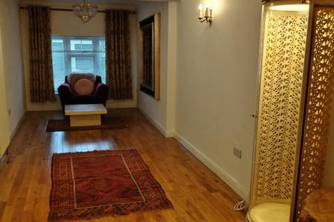 5 bedroom detached house to rent, WEMBLEY, Middlesex, HA0