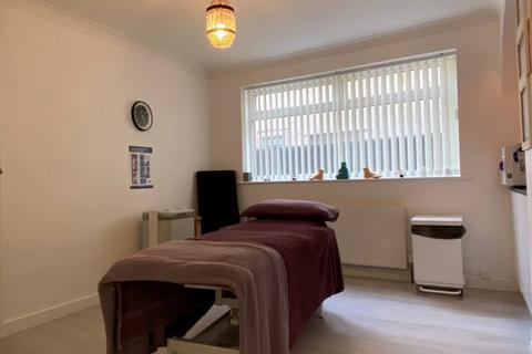 21 Foxcroft Close, Chasetown, Burntwood, WS7 4ST