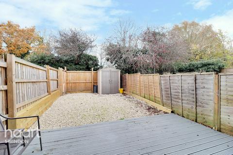 7 The Chesters, Westlea, Swindon, SN5 7DB