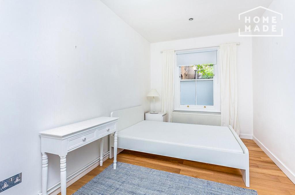 Bedroom116055395261605570797.jpg