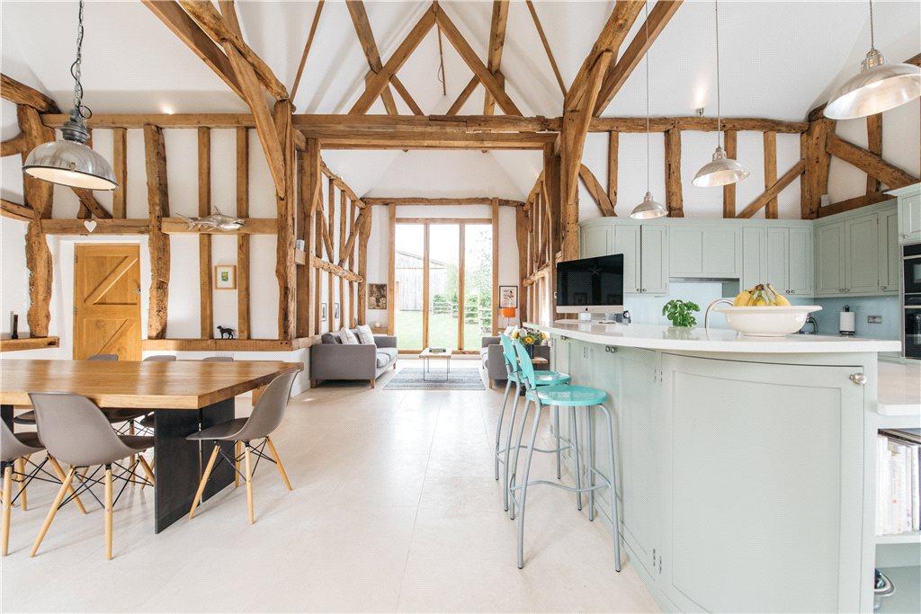 Kitchen/Breakfast Rm