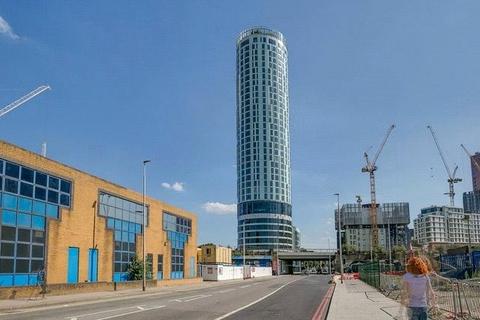 2 bedroom apartment for sale, Sky Gardens, 155 Wandsworth Road, London, SW8