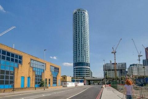 2 bedroom apartment for sale, Sky Gardens, 155 Wandworth Road, London, SW8
