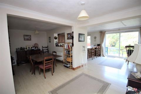 36 Orchard Road, Nailsea, Bristol, BS48 2EA