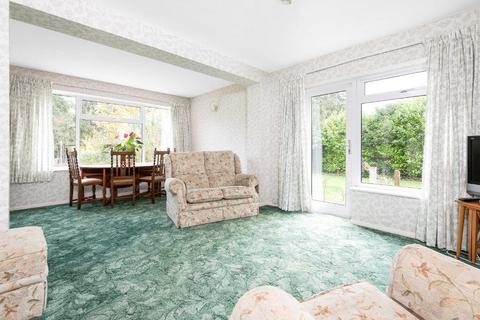 100 Chislehurst Road, Orpington, BR6 0DN