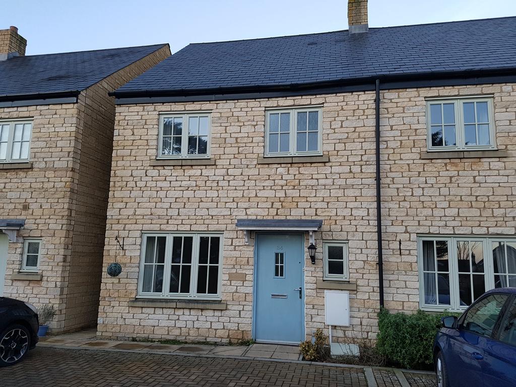 Windmill Road, Minchinhampton, Gloucestershire 3 bed house £1,150 pcm