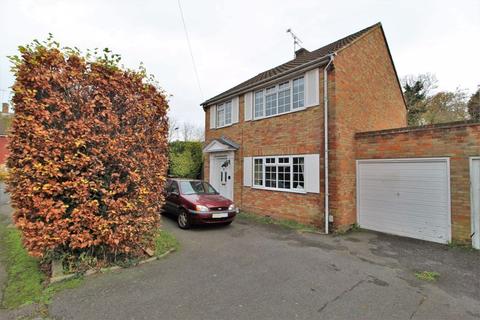 1 Marston Close, Hemel Hempstead, HP3 8NF