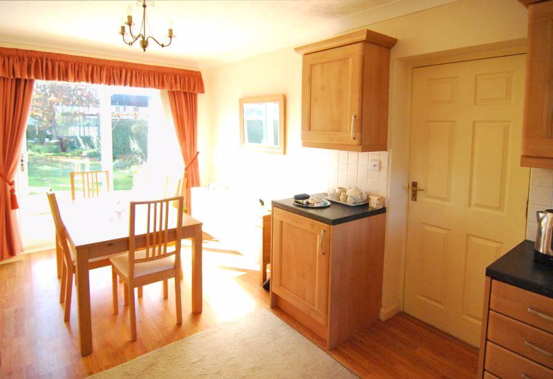 Brooklands Park, Longlevens, Gloucester 3 bed semidetached house £