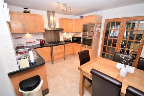 2 Bowbrookvale, Luton, LU2 8SY