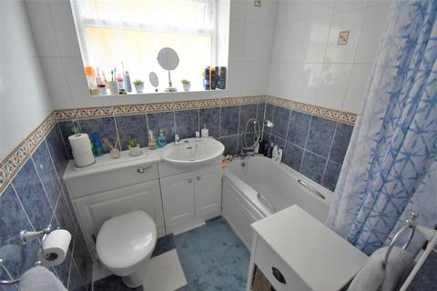 2 Bowbrookvale, Luton, LU2 8SY
