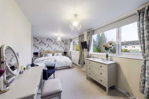 59 Abbotswood Road, Brockworth, Gloucester, GL3 4NY