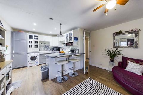 59 Abbotswood Road, Brockworth, Gloucester, GL3 4NY