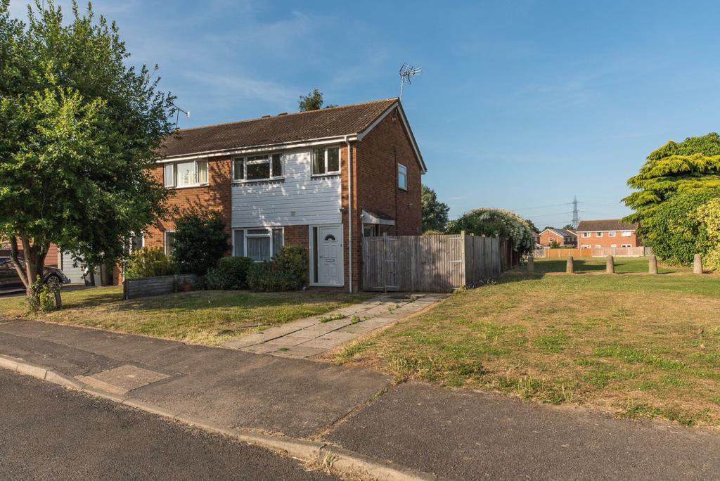 Field Avenue, Canterbury 4 bed house £507 pcm (£117 pw)
