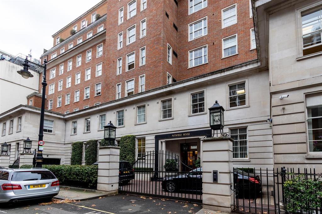 Avenfield House, Park Lane, W1 2 bed apartment to rent £3,033 pcm (£