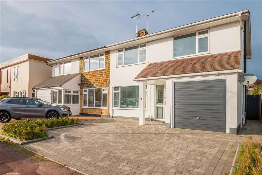 Seldon Close, Westcliffonsea, Essex 4 bed semidetached house £500,000