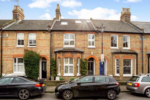 67 Grove Road, Windsor, SL4 1HT