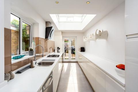 67 Grove Road, Windsor, SL4 1HT