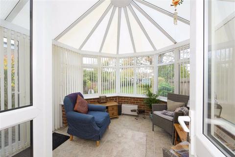 47 Ravensfield Gardens, Epsom, KT19 0ST