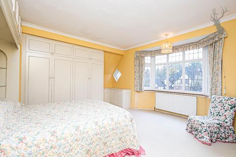 58 Morgan Crescent, Theydon Bois, Epping, CM16 7DX
