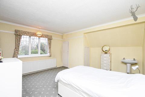 58 Morgan Crescent, Theydon Bois, Epping, CM16 7DX