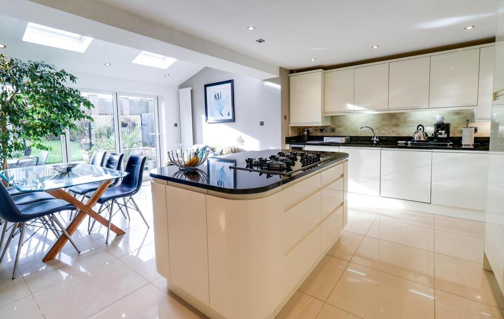Hilton Grange, Bramhope 4 bed terraced house £425,000