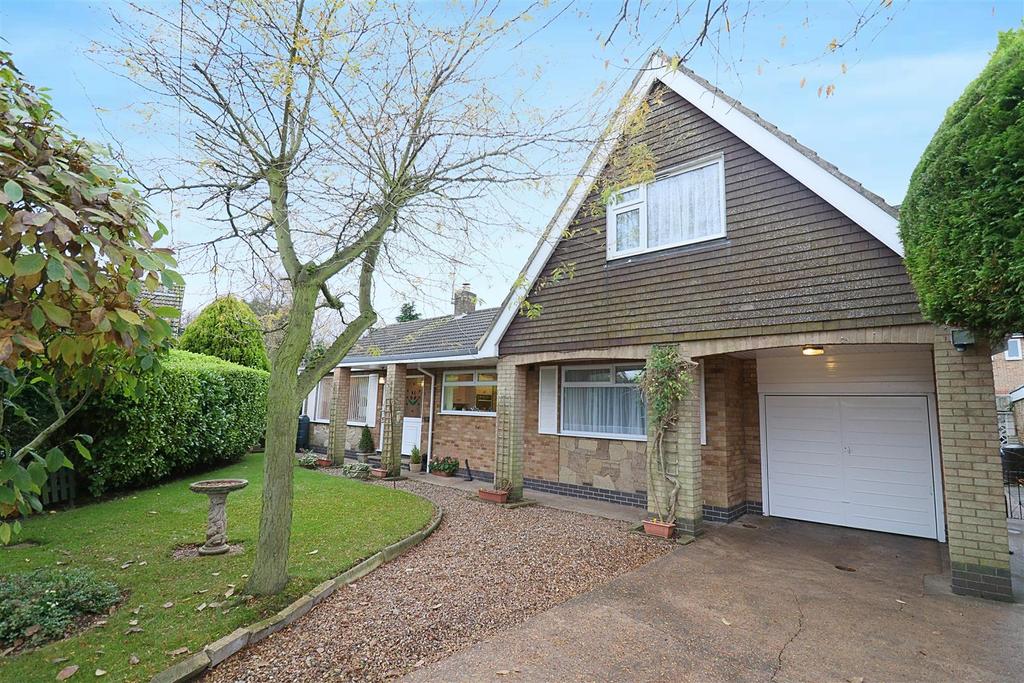 Mill Rise, Swanland, North Ferriby 4 bed detached bungalow £355,000