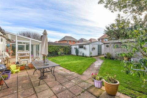 Homeward Lake Lane, Barnham, Bognor Regis, PO22 0AE
