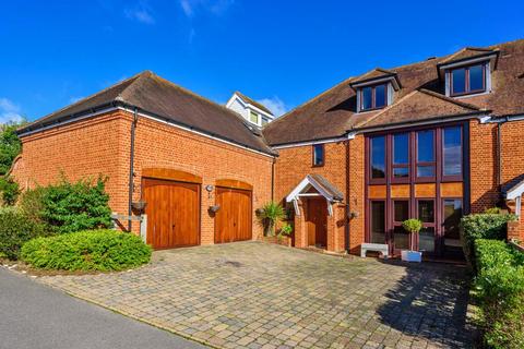 4 bedroom semi-detached house for sale, Finchampstead,  Berkshire,  RG40