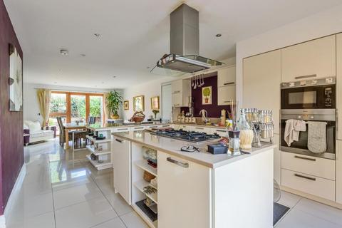 4 bedroom semi-detached house for sale, Finchampstead,  Berkshire,  RG40