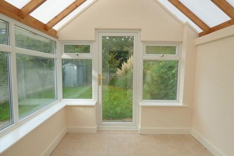 Holly Cottage Chichester Road, Midhurst, GU29 9PF