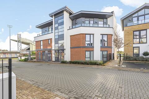 Flat 5, Ash House Acer Grove, Woking, GU22 9FL