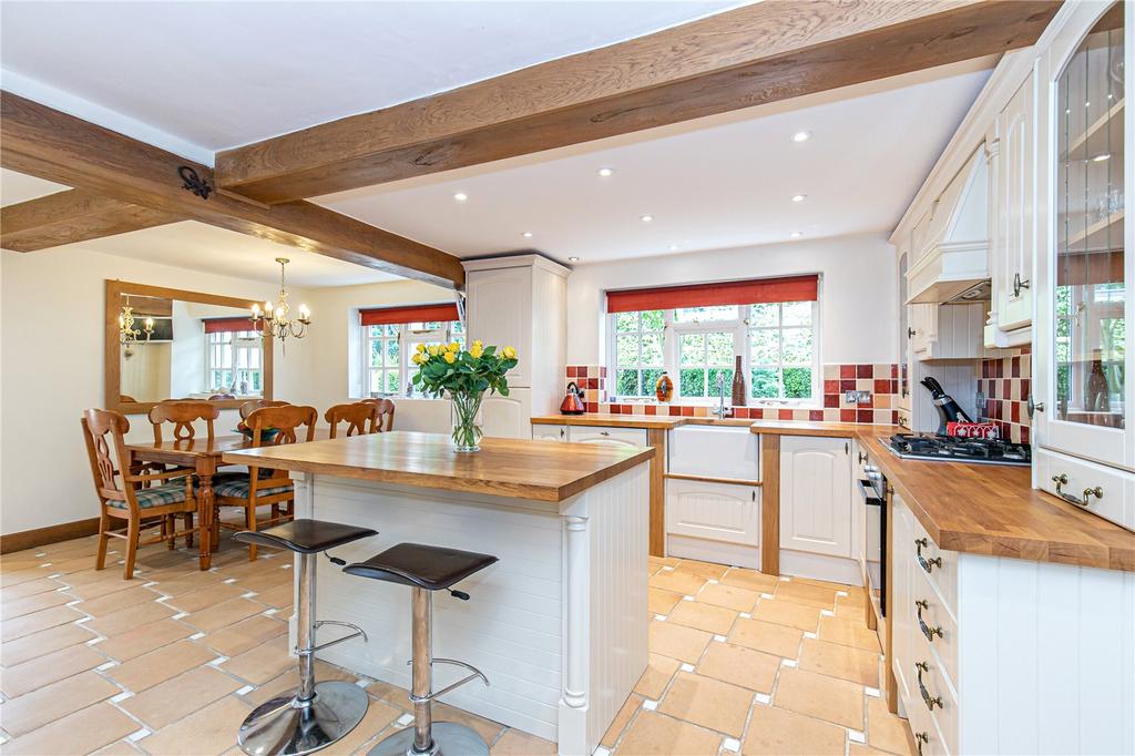 Halmore, Berkeley, Gloucestershire, GL13 4 bed detached house £650,000