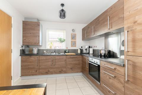 2 Asket Green, Leeds, LS14 1AA