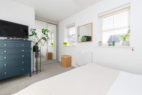 2 Asket Green, Leeds, LS14 1AA