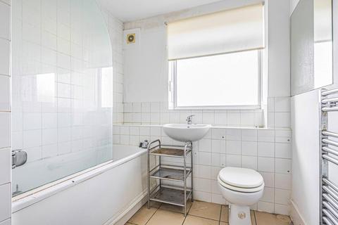 9 Beechcroft Close, Streatham, London, SW16 2EW