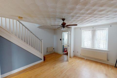 10 Ffordd Gwynedd, Barry, CF63 1DY