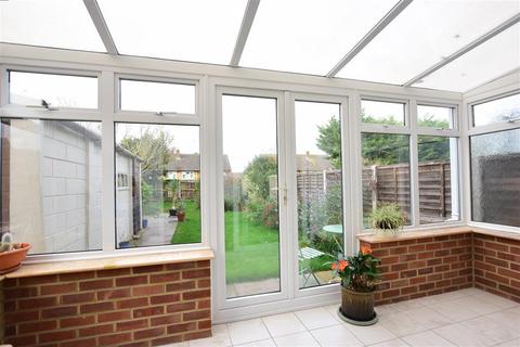 29 Nursery Road, Meopham, Gravesend, DA13 0NE