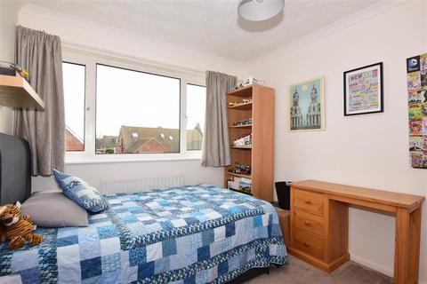 29 Nursery Road, Meopham, Gravesend, DA13 0NE