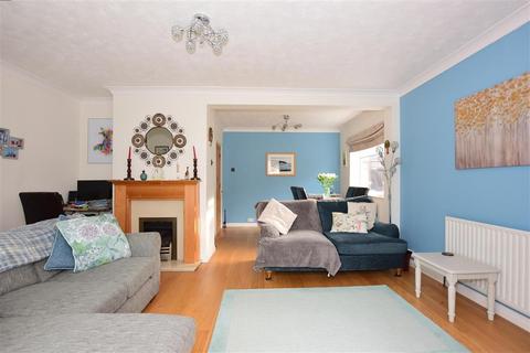 29 Nursery Road, Meopham, Gravesend, DA13 0NE