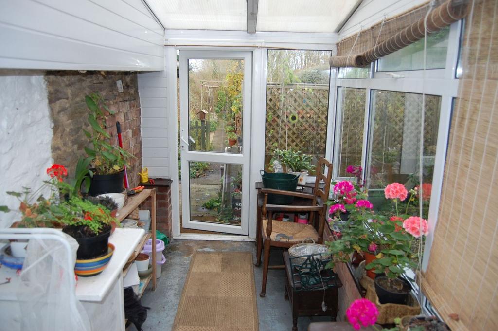 Lean to / conservatory