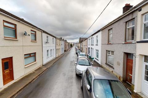 82 Bwllfa Road, Aberdare, CF44 8UF